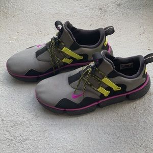 NIKE POCKET 🔪 DM SU "ACG" TRAIL SNEAKERS